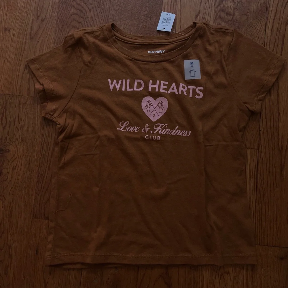 Old Navy Gray Graphic Tees - Picture 10 of 12